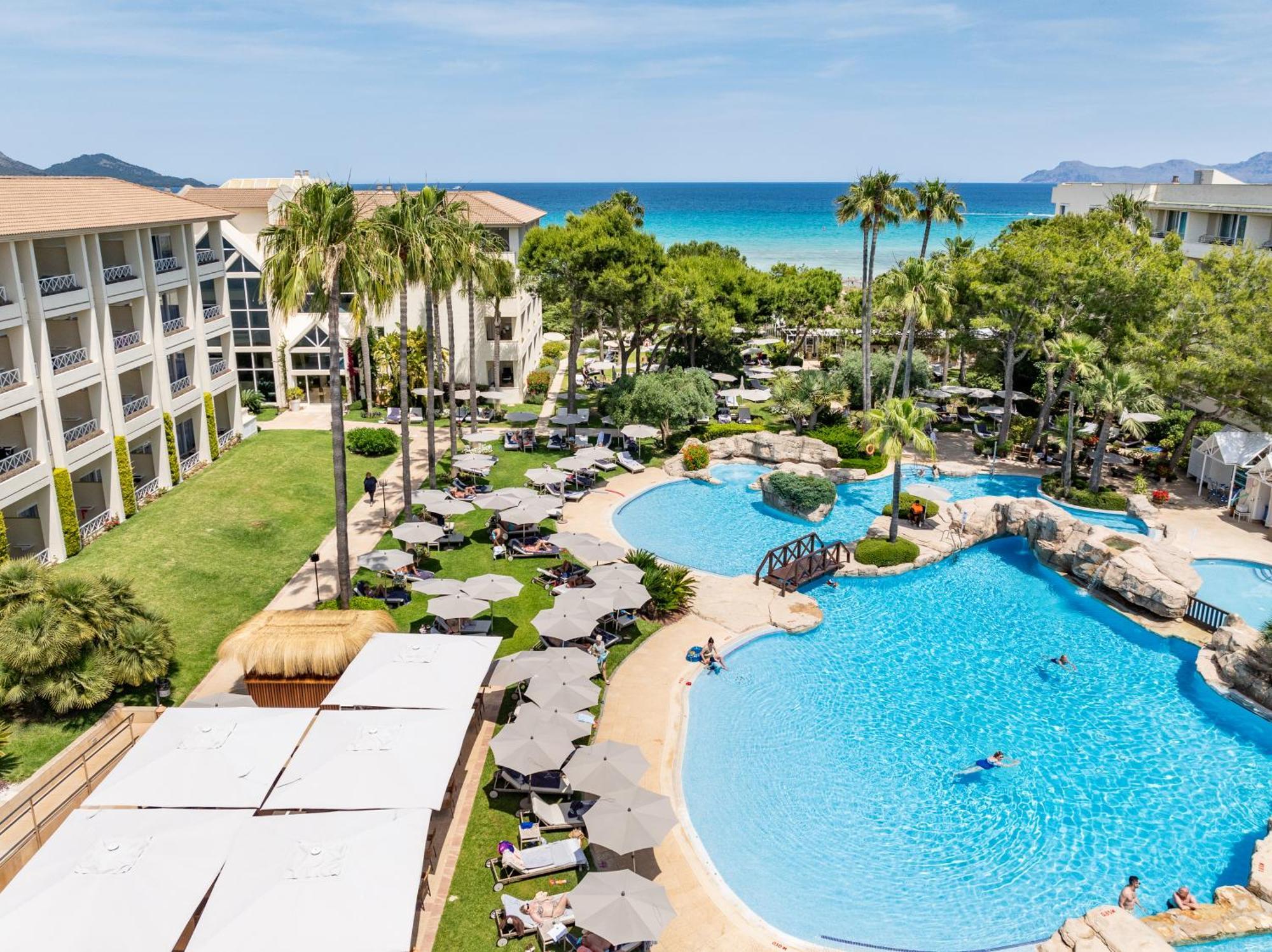 Grupotel Parc Natural & Spa Playa de Muro  Buitenkant foto Hilton Mallorca Resort and Spa